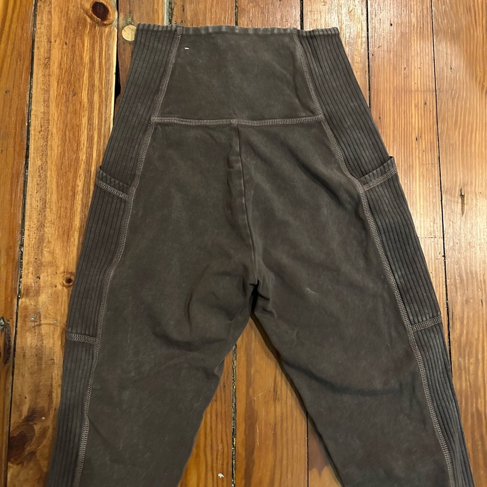 aerie leggings - vintage brown